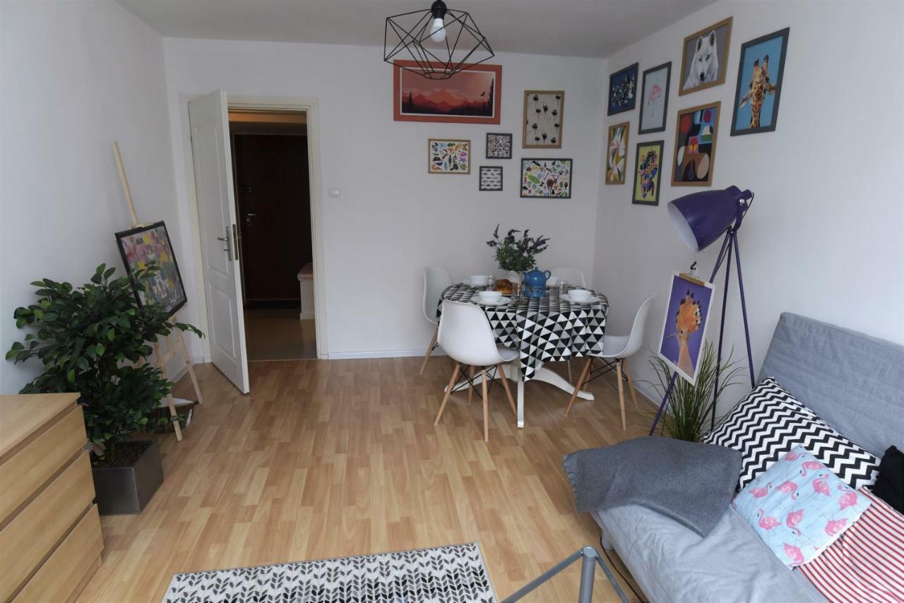 Hello Warsaw! Calm Artistic City Center Apartment Экстерьер фото