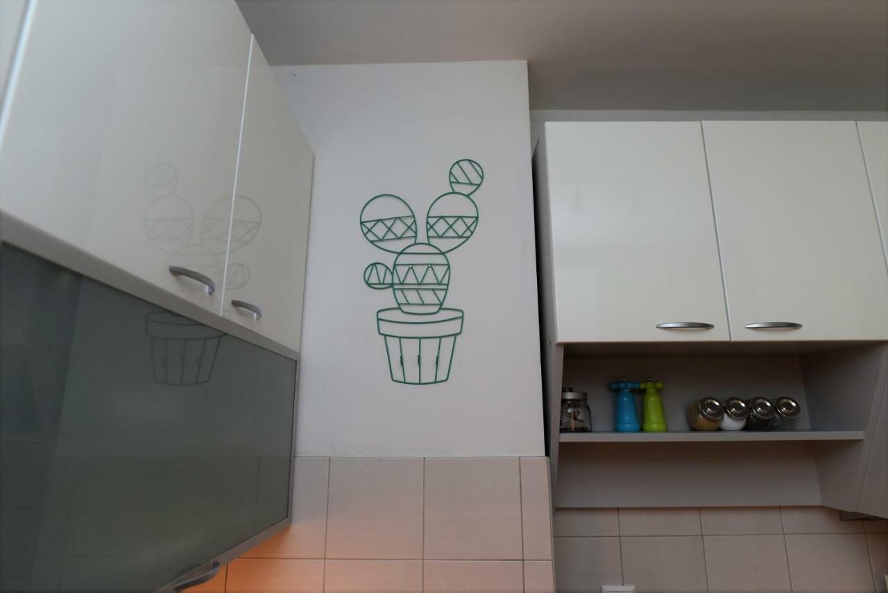 Hello Warsaw! Calm Artistic City Center Apartment Экстерьер фото
